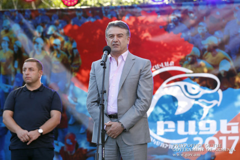 Կարեւոր է, որ բավականություն և հաճույք ստանաք. Կարեն Կարապետյանը՝ «Բազե»-ականներին