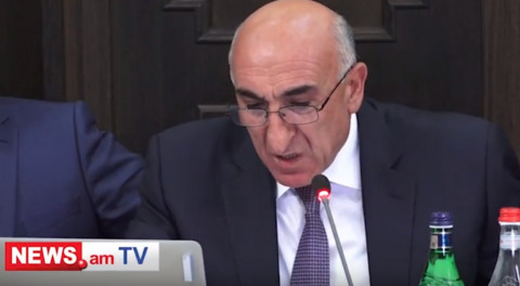 Էս անցա՞նք արդեն, չհարցնե՞նք՝ առարկություններ ունեն, թե չէ. վարչապետը հեգնեց Լոքյանին