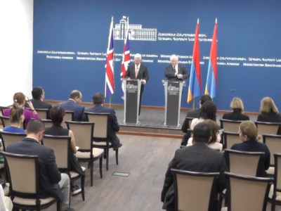 Էդվարդ Նալբանդյանի եւ Ալեն Դունքընի համատեղ ասուլիսը