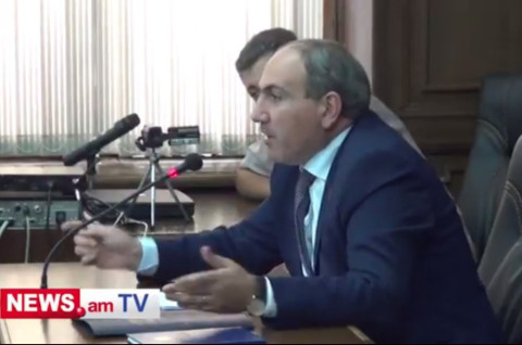 Գեղամյանի շանտաժից Աշոտյանը գույնը գցեց. Փաշինյանը նմանակեց ՀՀԿ-ական պատգամավորին