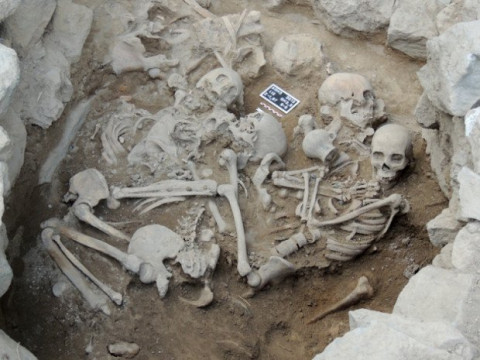 «Աղիտու 3» եւ «Աղիտու 7» պալեոլիթյան քարանձավների պեղումները Հայաստանում