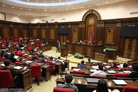 Խորհրդարանում հարգեցին «Հոկտեմբերի 27-ի» զոհերի հիշատակը
