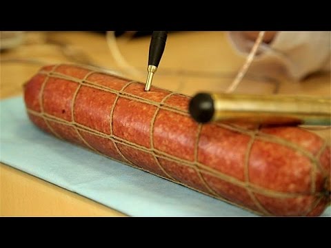Аппарат Фолля диагностировал у колбасы колит, дерматит и неврастению