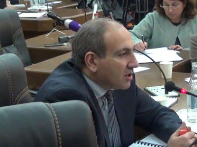Մարդը գնում է հիվանդանոց, ասում են՝ քեզ դեռ ինֆարկտ չի խփել, կես ժամից կգաս. Փաշինյանը՝ նախարարին
