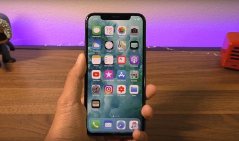 iPhone X-ի գնորդներին նյարդայնացրել է սմարթֆոնի նոր թերությունը