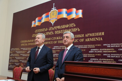Անարդարությունը նման է քաղցկեղի, առանց միջամտության չի անցնում. նախագահը՝ ՀՔԾ քննիչներին