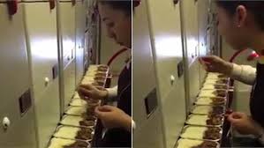 Բորտ-ուղեկցորդուհուն բռնացրել են ուղեւորների համար նախատեսված սնունդն ուտելիս
