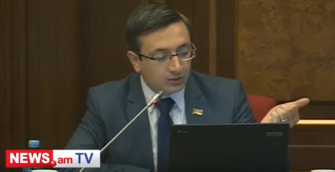 Եթե սեւամորթ եմ ու աղջիկն իմ ամուսնության առաջարկությունը մերժում է՝ կարող եմ դատարան դիմե՞լ. Գորգիսյանը՝ Քրմոյանին