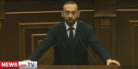 Արարատ Միրզոյանը «Կարգին հաղորդումից» սկետչ է պատմում ԱԺ-ում
