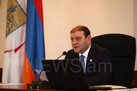 Ավագանու նիստին Տարոն Մարգարյանը նկատողություն արեց թիմակցին