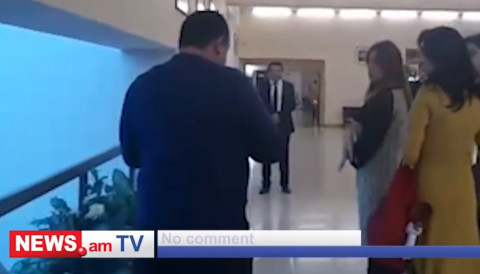 No comment. «Ծիտիկների հարցերին չեմ պատասխանում». Փոստանջյանը՝ «Ծիտ» մականունով Արմեն Սահակյանին