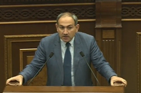 Եթե հարցեր չենք տալու, ուրեմն ԱՎԾ պետը թող տուն գնա. Փաշինյանը դժգոհեց