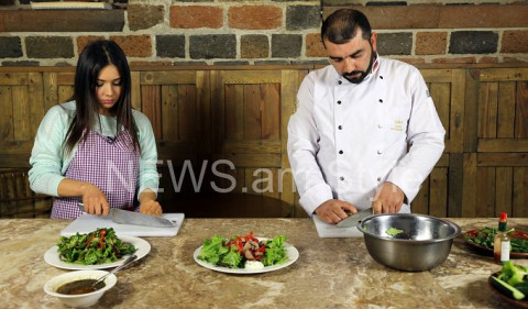 Shine&Food. Պրոֆեսիոնալ խոհարարի հետ աշխատելու հաճույքը. երկու աղցան՝ հաշված րոպեների ընթացքում