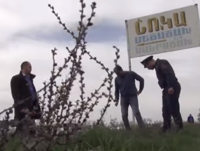 Ոստիկանությունը տեսանյութ է հրապարակել Արմավիրում 20-ամյա երիտասարդի դանակահարության մասին