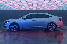 Honda-ն ցուցադրել է Insight հիբրիդային սեդանը