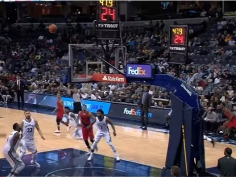 LeBron James nets 41 points and ties Michael Jordan’s double-digit scoring record, top plays of the night