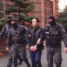 Երեւանում ձերբակալել են լիցքավորված ատրճանակով շրջող տղամարդուն