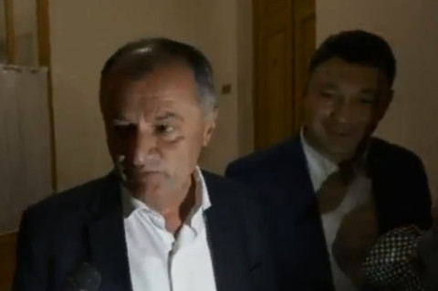 Դուխով, ինչպես ասում է Նիկոլը. Շարմազանովը՝ Գագիկ Մելիքյանին