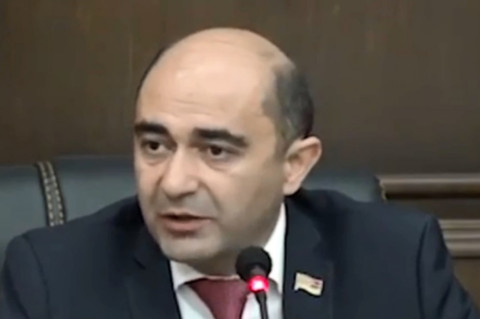 Մեղավորություն չեք զգո՞ւմ, որ Փաշինյանին մենակ թողեցիք. լրագրողը՝ Մարուքյանին
