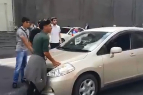 Ցուցարարները փակել են Երեւանի քաղաքապետարանի դիմացի փողոցը