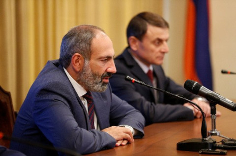Ակնկալում եմ, որ մենք այդ գծերը կջնջենք. Փաշինյանը ներկայացրեց Վալերի Օսիպյանին