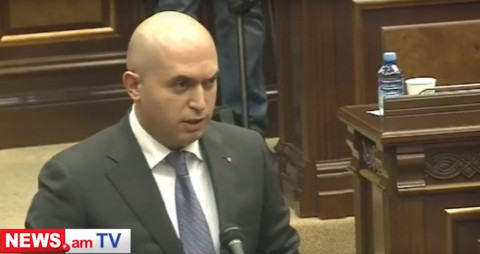 Փաստորեն, իշխանափոխության հավելյալ աջակցության կապիտալիզացիան տարեկան ընդամենը 13 մլն եվրո է. Աշոտյանը հեգնեց