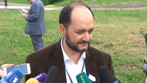 Ես «Այբ»-ի հետ խնդիրներ չեմ ունեցել. կրթության նախարար