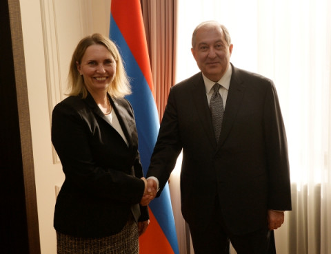 Բրիջիթ Բրինքը գովեստի խոսքեր է ուղղել Արմեն Սարգսյանին