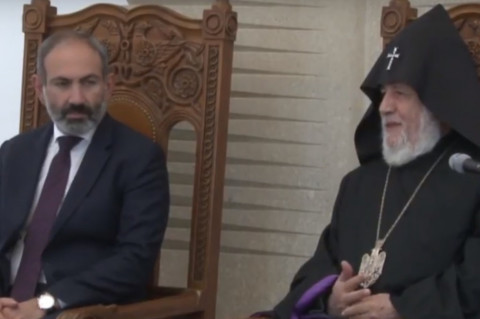 Փաշինյանի հանդիպումը հոգևորականների հետ. Գարեգին Բ-ն շնորհավորել է նրան ծննդյան օրվա առթիվ