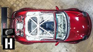 Porsche Boxster-ում վարորդական աթոռը կենտրոնում են տեղադրել