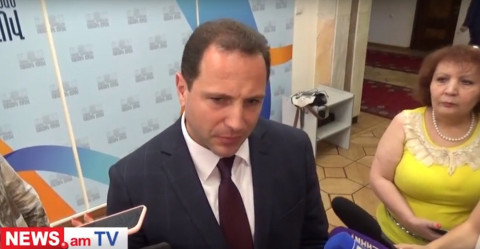 «Մտածել եմ». Դավիթ Տոնոյանը՝ որոշ գեներալների ահռելի ունեցվածքի մասին