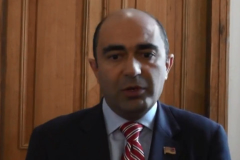 «Դեմ»-ը մինչեւ վերջ տանելու խնդիր չկար. Մարուքյանը՝ Փաշինյան-Մինասյան բանավեճի մասին