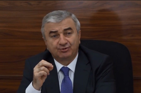 Աշոտ Ղուլյանը՝ Արցախի ներքաղաքական իրավիճակի եւ կադրային խնդիրների մասին