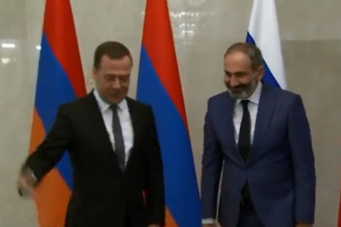 Փաշինյան-Մեդվեդեւ հանդիպումը Մոսկվայում