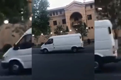 Փոստանջյանը տեսանկարահանել է Տարոն Մարգարյանի առանձնատներն Ավանում