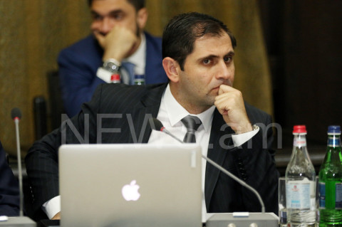 Քաղաքացին է որոշում՝ ով է ղեկավարելու. Պապիկյանը՝ քաղաքապետերի հրաժարականի պահանջի մասին