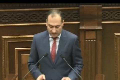 Բա բարեխիղճ նստածների հետ ի՞նչ անենք. Արտակ Զեյնալյանը՝ ՀՀԿ-ականներին