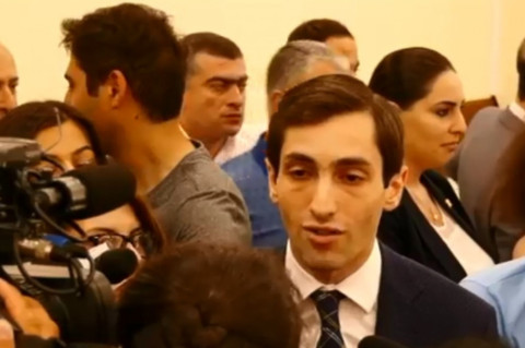 ՀՀԿ-ի նպատակը վնաս տալն է. Դավիթ Խաժակյանը՝ քաղաքապետի ընտրության օրվա մասին