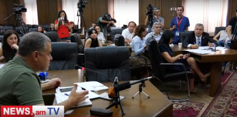 Պոպուլիզմը ինչ-որ սահման պետք է ունենա. Դավիթ Հարությունյանը՝ Ռուստամյանին