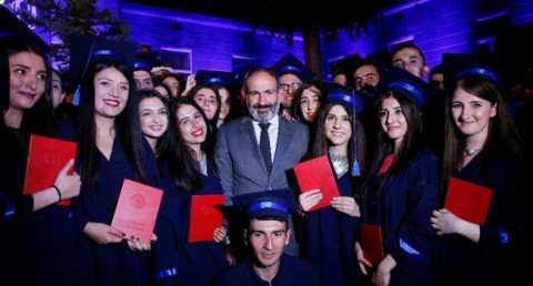 ԵՊԲՀ-ի շրջանավարտները մտնում են նոր կյանք