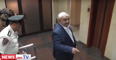 Յուրի Խաչատուրովը ժամանում է ՀՔԾ