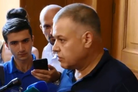 Դավիթ Հարությունյանը՝ Ռոբերտ Քոչարյանի մեղադրանքի եւ կալանքի միջնորդության մասին