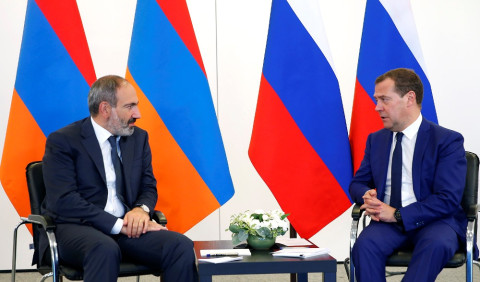 Նիկոլ Փաշինյանի ու Դմիտրի Մեդվեդեւի հանդիպումը Սանկտ Պետերբուրգում