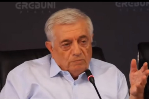 Ռուբեն Սահակյանը մանրամասներ է հայտնում Ռոբերտ Քոչարյանի հարցաքննությունից և նիստից