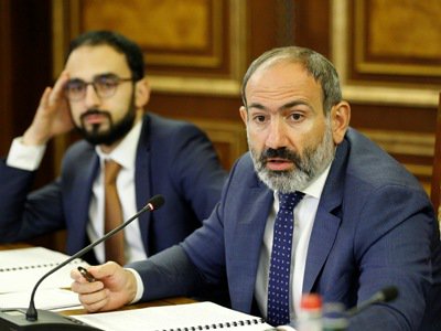 Պետք է դադարենք Սևանա լճին վերաբերվել որպես ջրի տարա կամ խաղալիք. Փաշինյան
