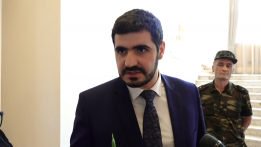 Դուք խախտում եք անվտանգության ռեժիմը. կառավարությունը լրագրողներին արգելեց բարձրանալ նիստերի դահլիճ