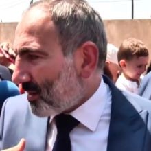 Փաշինյանը պարզաբանում է՝ ինչու է ցանկանում սահմանադրական փոփոխություններ անել