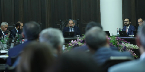 Ոսկու փոշին տանում, ցանում ենք, տեղը պոմիդոր ենք ստանում. Փաշինյան