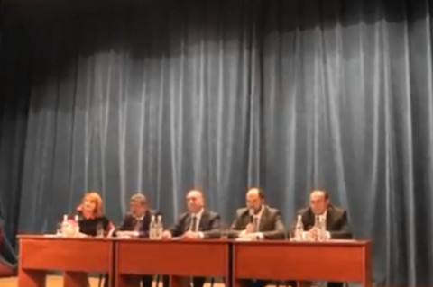 Երեւանի ավագանու ընտրություններին որեւէ ցուցակի օգտին քարոզչություն չպետք է լինի. ԿԳ նախարարը՝ տնօրեններին