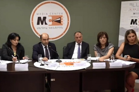 Հասարակությունը ինչպե՞ս կողմնորոշվի՝ ՔՊ–ին ընտրել, թե «Լույսին»